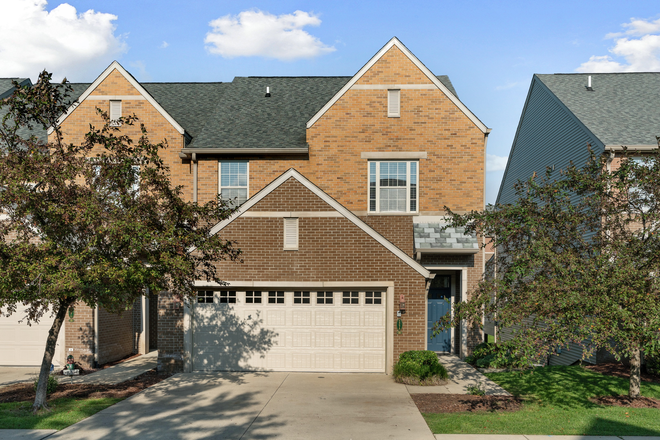 Front of townhome - Irish Crossings Townhome (54678 Irish Crossings Ln.)