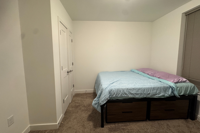 Bedroom - Tempo College Park