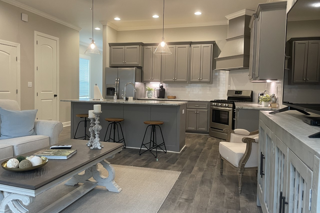 Kitchen - The Station - Luxury 4 bedroom townhouse