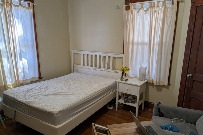 Bedroom - Large Houseshare in Hyattsville