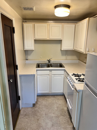 Kitchen - Studio Apartment, Across street to the PMU - Varsity Apartments