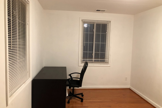 bedroom - $550 Beautiful Bedroom in a SFH close to UMD