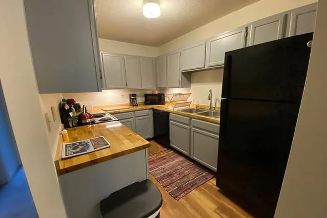 Kitchen - Summer Sublet for June-August 2026 Condo