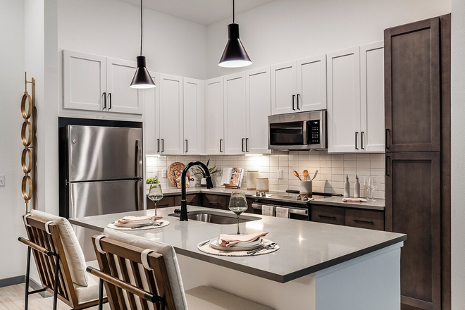 21 - Citizen at Waterset Apartments