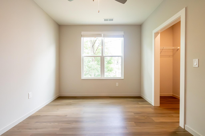 bedroom - Glendora Flats Apartments