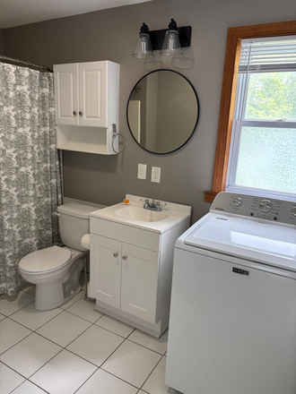 Photo - 2 bedroom 1 bath available July 1st Duplex