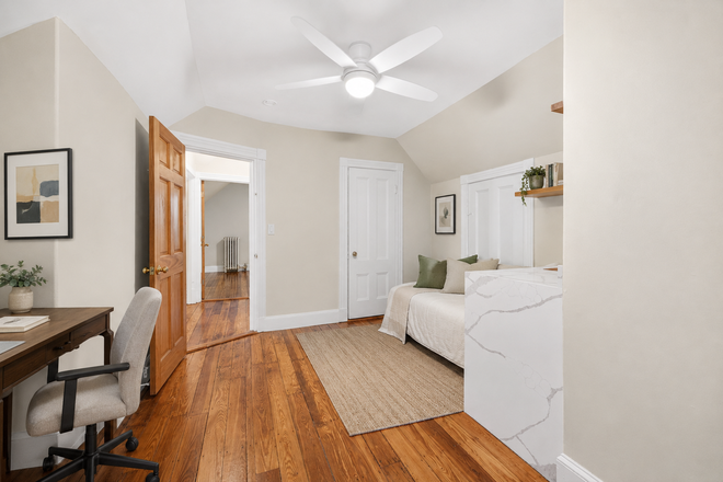 1 - Large Just renovated 5 bed 2 bath close to campus Avail July, or Aug No Fee All New Condo