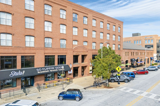  - Magnolia Plaza -145 E. Magnolia, Unit 311