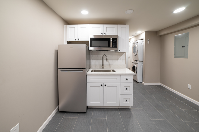 Kitchen - Brand New 1 Bed 1 Bath Next To Campus Apartments