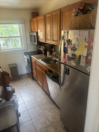 kitchen w/ washer/dryer next to it - 1BR apt-10 E.Broad St-Hopewell