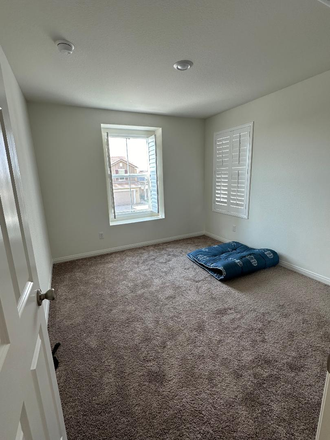 Bedroom second floor - Beautiful new home, close to campus, beautiful views, quite neighborhood.