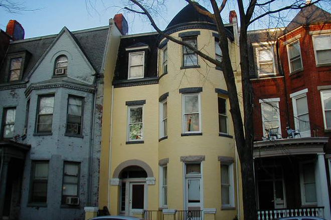 Great House, Great Loctn. - 1004 Park Ave