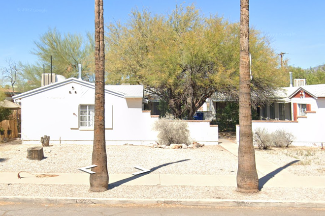 Outside Street View - 917 East 9th Street Tucson, AZ 85719  Close to UofA  Triplex Rental