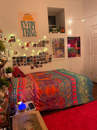 Bedroom - Bedroom in a 3 Bedroom Apartment with easy access to campus