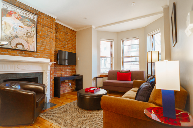 a - Close to Symphony, Prudential and Copley Apartments