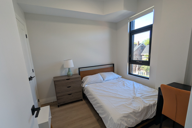 bedroom - Furnished All-inclusive Bedrooms available in Brand new boutique Blding in the Annex.  10 min walk. Apartments