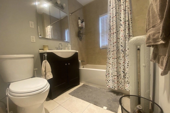 - - 5 Bedroom Apartment Tufts June 2027