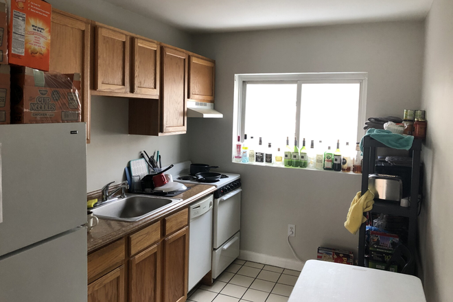 living - LOCATION!! SPACIOUS 2 BED WITH HEAT/HOT WATER INCLUDED! AVAIL 9/1/26!!