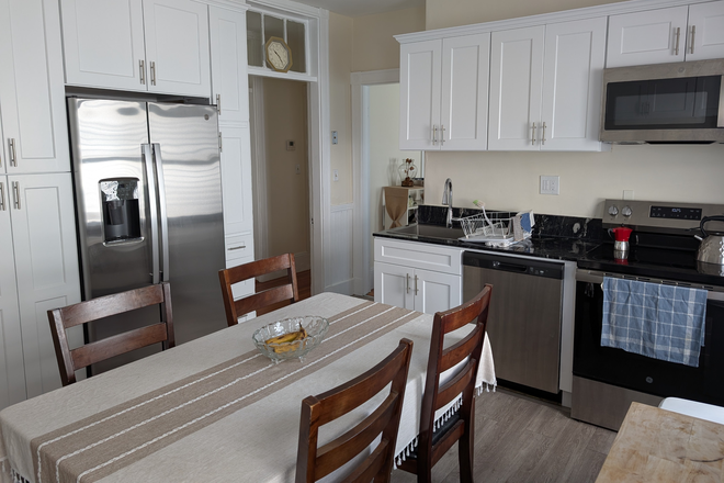 kitchen - Cozy Apartment Near Inman and Harvard