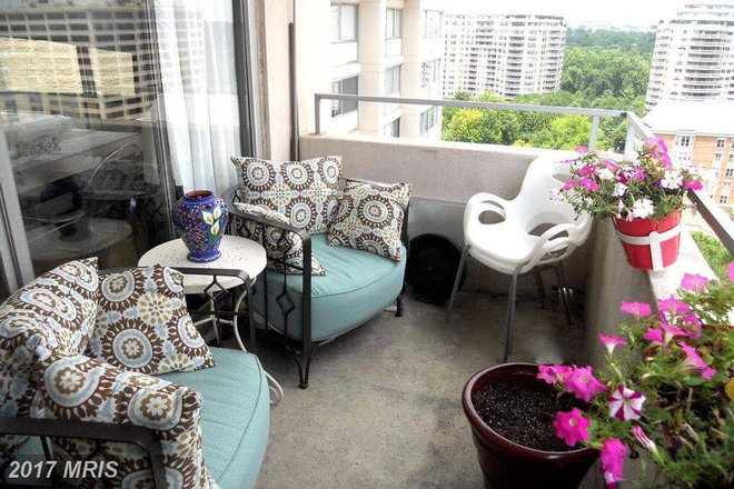 Balcony - Incredible sun-drenched, top (24th)  360D view/sunny3Beds close to Campus Condo