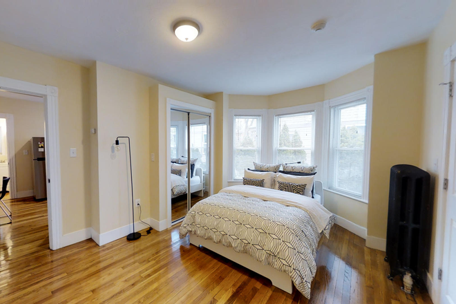 Call call or text Arezou at 617-584-7817 - Amazing location on Porter sq.!! Modern studio!!All utilities inc.!!1/2 Broker Fee!!!! Apartments