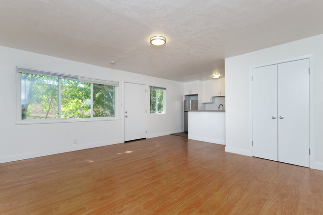 Living Room - Quiet Building with Spacious Apartments Units | 2227 Derby