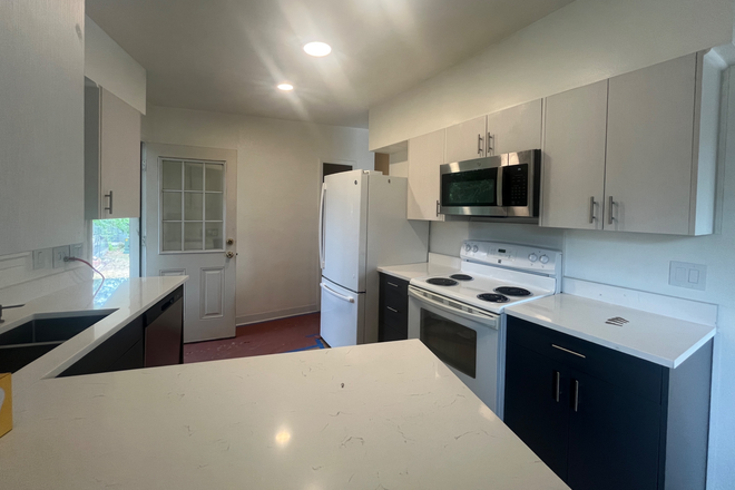 Lots of room for prepping & cooking - ***FALL 2026 PRELEASE*** Duplex