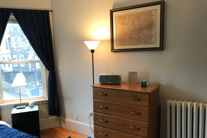 Bedroom - HUGE, SUNNY Bedroom avail, Cambridgeport Apartments