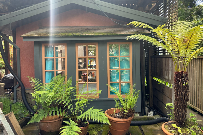cottage - Secluded Garden Cottage, Thousand Oaks, North Berkeley