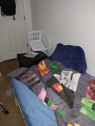 Bedroom #4 - Merced house 3 bedrooms ($580-$650 per month per room) for rent