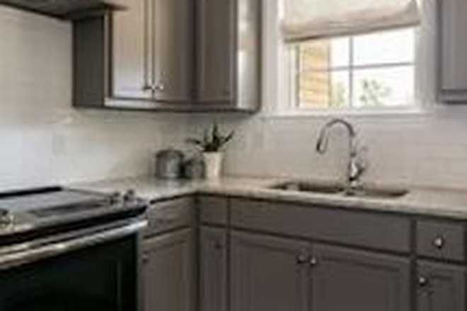 Kitchen - New 3 bedroom condos - 1 mile from campus.  All utilities included!