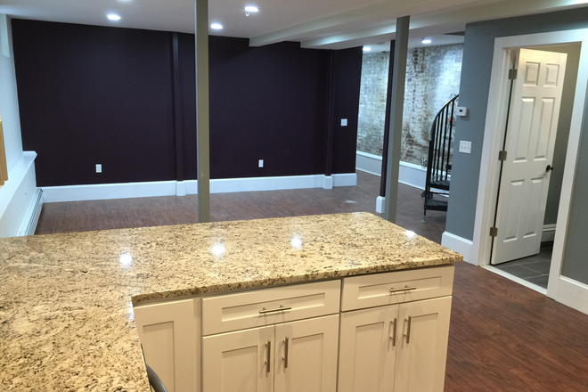 Call NOW for showings! 617-236-8550 - NORFOLK ST - UNIQUE XL 7BR DUPLEX IN KENDALL SQ FOR *9/1/2025* W/ IN UNIT LNDRY, 3 BATH, YARD, PORCH Apartments