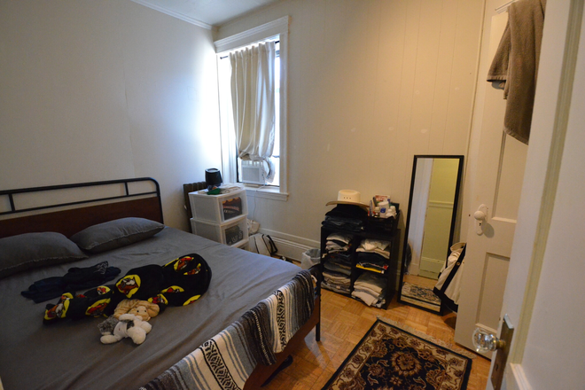 Bedroom - 2 Separate Rooms in Burbank St Best price Behind Whole Foods Apartments