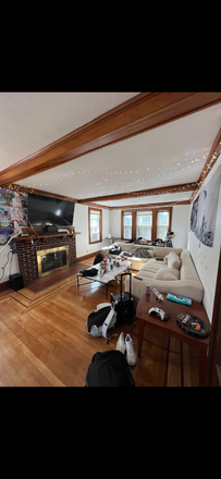living spcae - Looking for 1 or 2 roommates in a house with 7 BC students SPRING THIS SCHOOL YEAR!