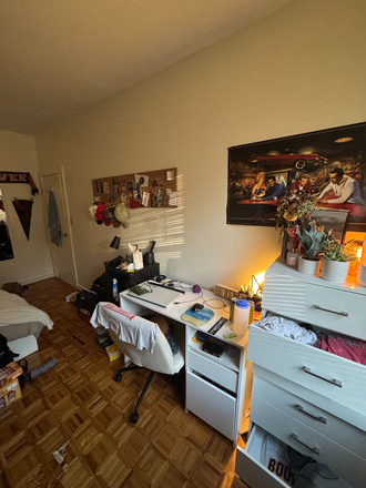 Bedroom - Apartment, close to campus