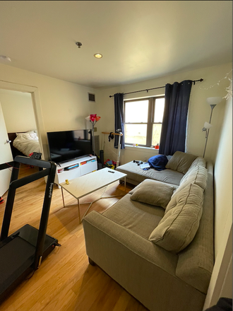 Living Space - Comm ave 2 bed 2 Bath Condo