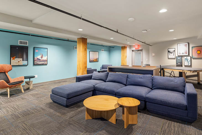 TV Lounge - 1200 West Marshall Apartments