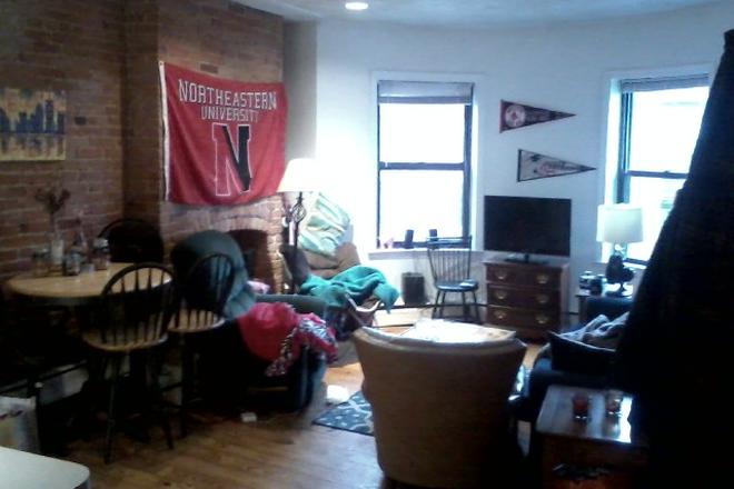 Visit hubrealtyproperties.com - Large 4 bedroom features updated kitchen and bathroom, in the South End