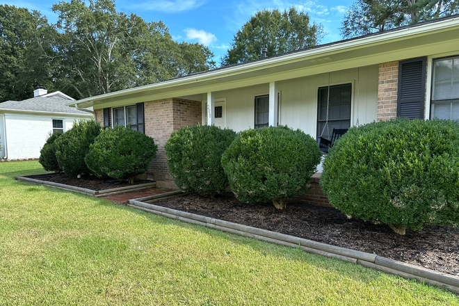 Front porch - 3BR Home Near Clemson Campus & Clemson Elementary