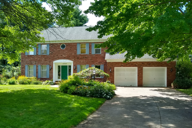 exterior - Furnished 4 bedroom house 6.5 miles from Notre Dame campus, available Fall semester 2026