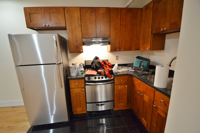 Kitchen - All Renovated 4 Bedrooms in Fenway across from City Target  September first Apartments