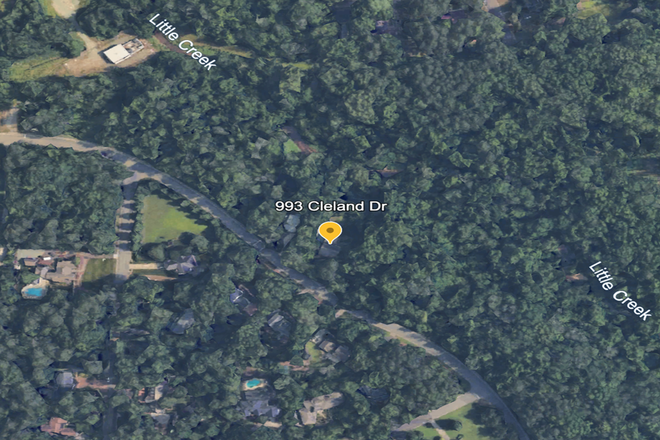 Satellite View 2 - Townhome in Country Club Neighborhood (The Oaks)