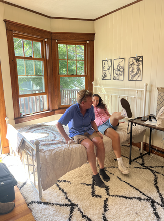bedroom - Avl late May - late Aug! Furnished Room with Private Balcony & Sunroom on Pearson