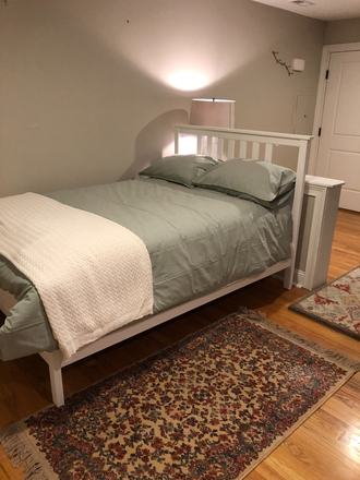 Bed - Fully Furnished Beautiful Studio Apartment in Ardmore, PA