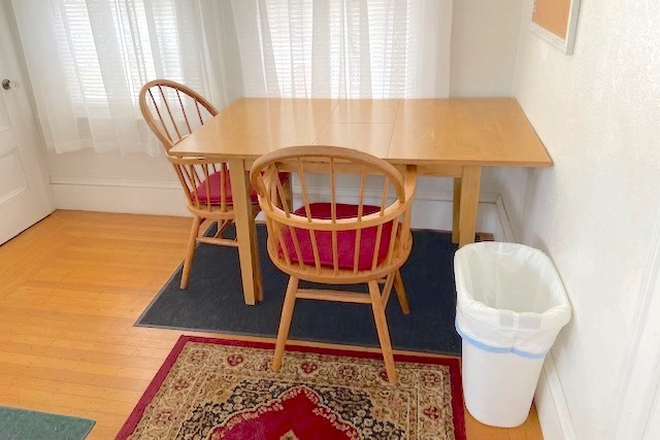 Bedroom 2 - Aug 22- Sept 2nd- Huge Furnished Room w/AC & All Included Apartments