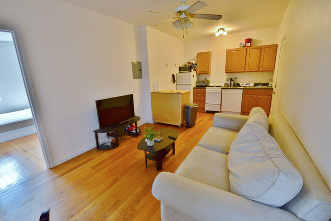 Living room - Large 2 Bed Available 9/1/25! *CONTACT NOAH 603-470-8181 Apartments