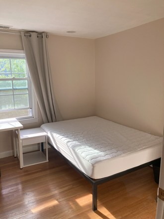 bedroom - Spacious two rooms (1bed+1 office) ! Close to campus! - $1150/month House
