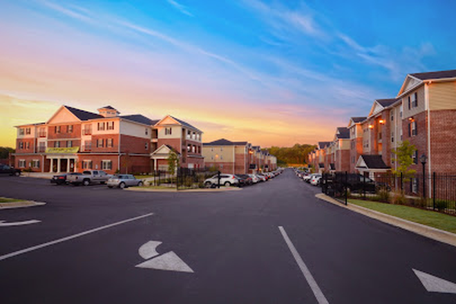 The Grove - The Grove Apartments