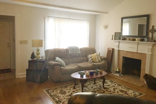 Living Room - 1618 1st Avenue House