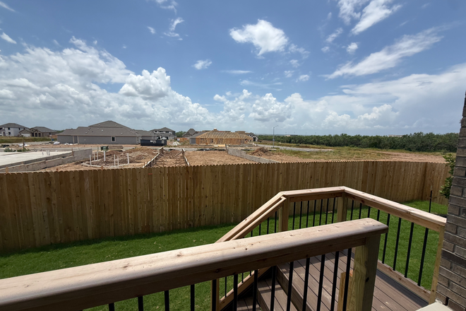 Photo - Save money Utilities Include Private Rooms with Baths Available In Vida by TAMUSA
